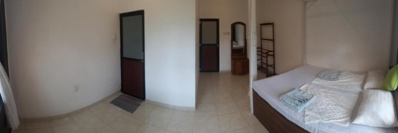 Coco Hostels - Weligama Exteriör bild