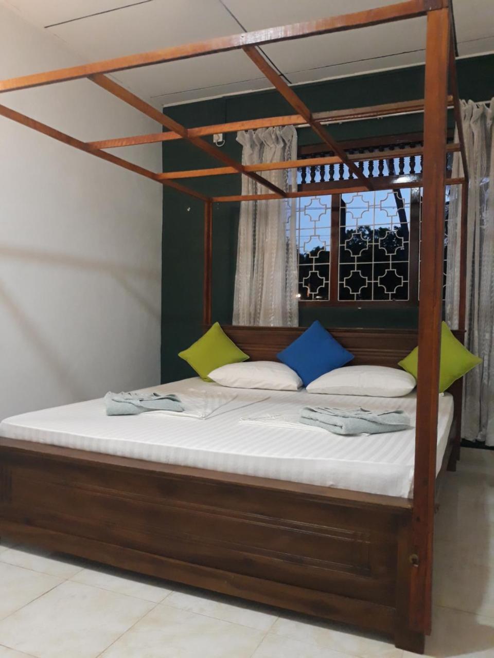 Coco Hostels - Weligama Exteriör bild